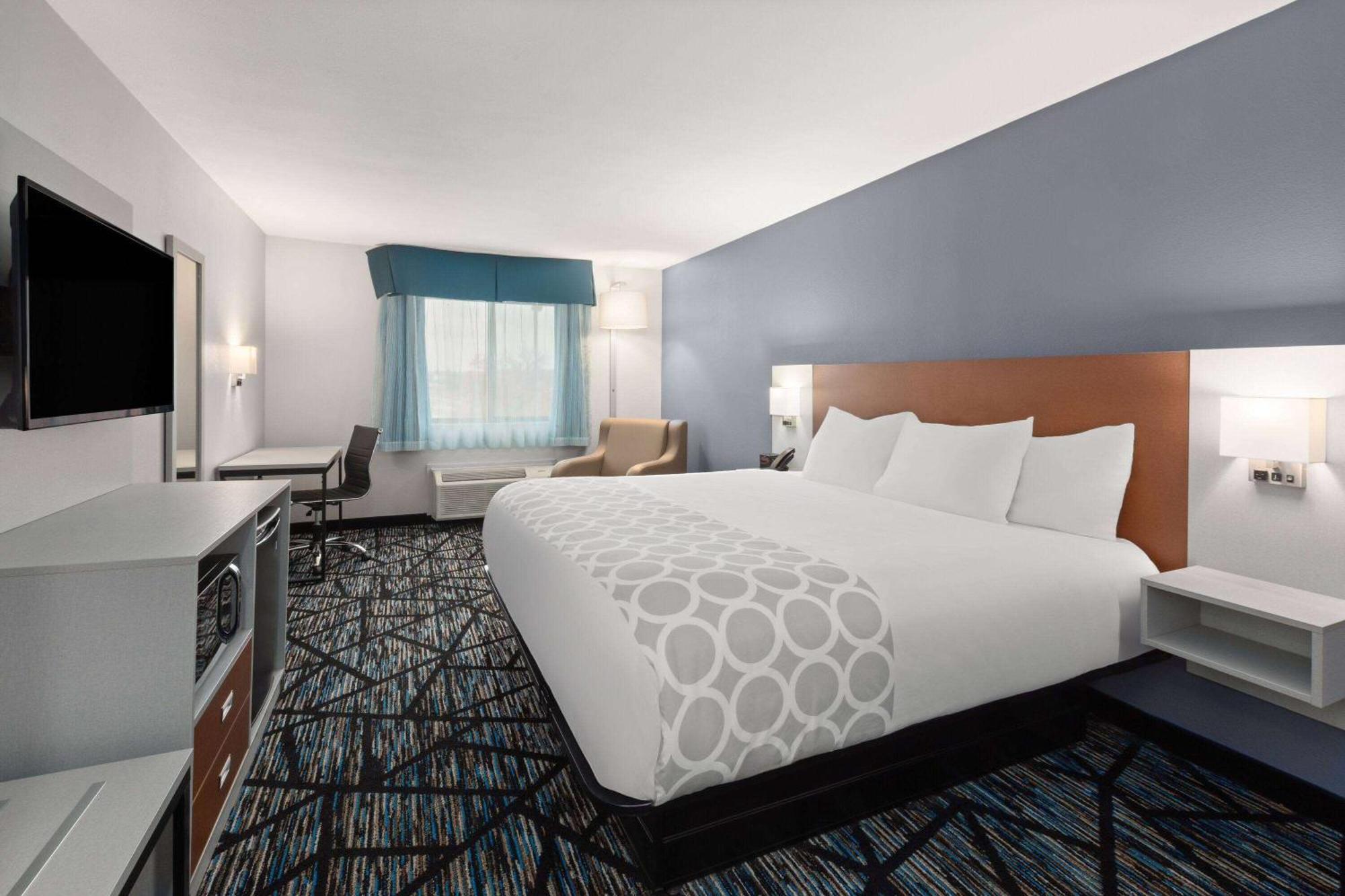 Baymont By Wyndham Warrenton Hotel Kültér fotó
