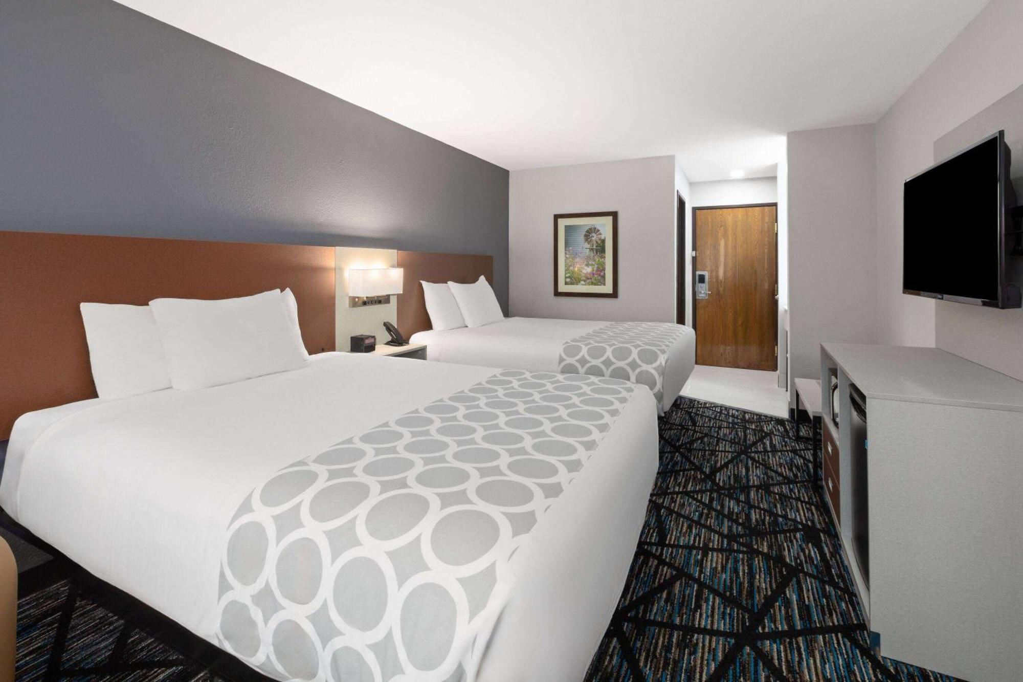 Baymont By Wyndham Warrenton Hotel Kültér fotó