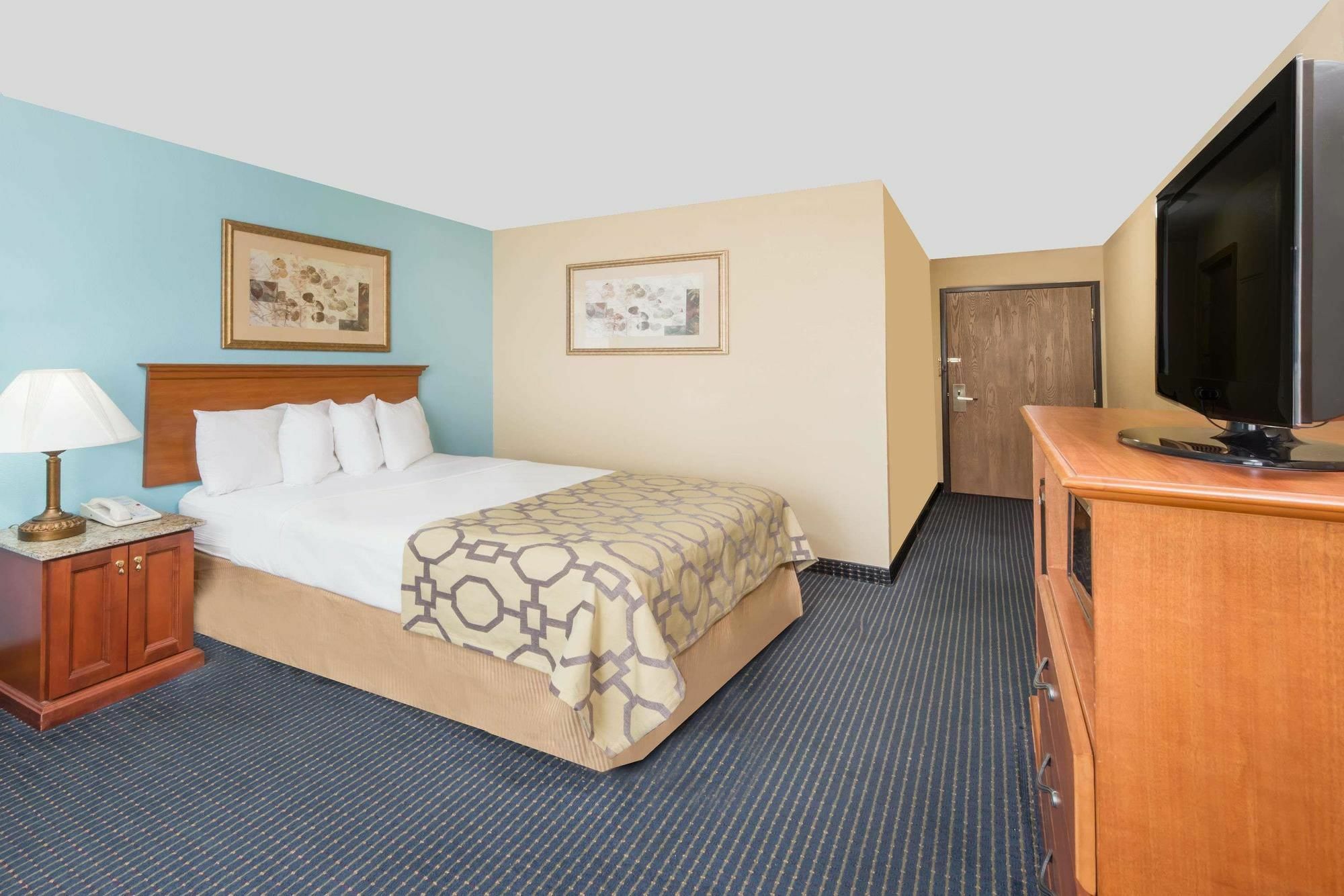 Baymont By Wyndham Warrenton Hotel Kültér fotó