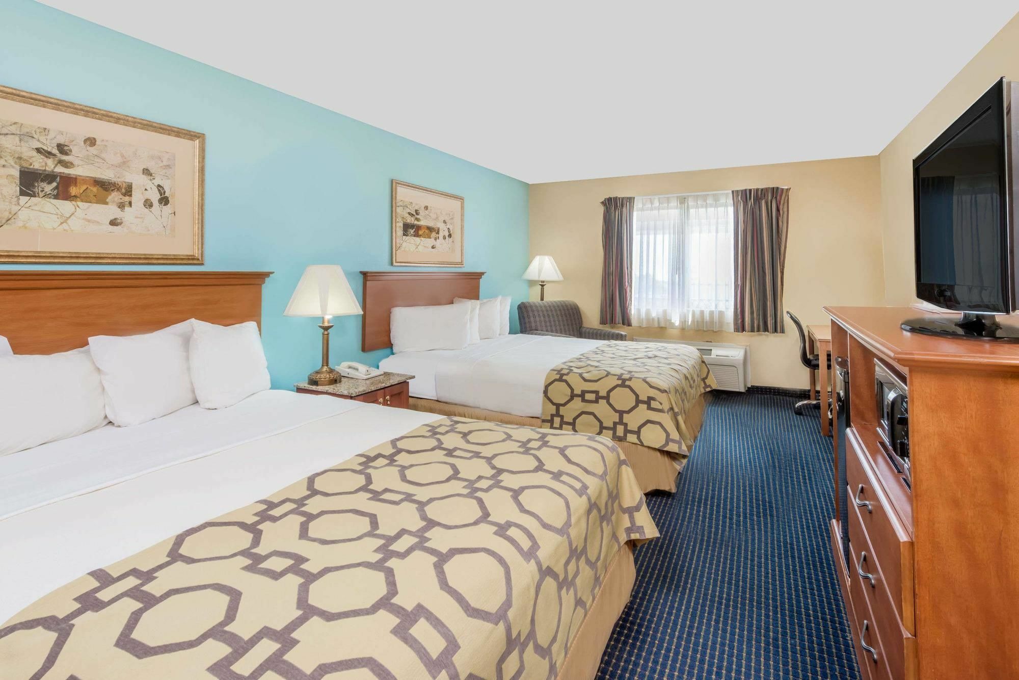 Baymont By Wyndham Warrenton Hotel Kültér fotó