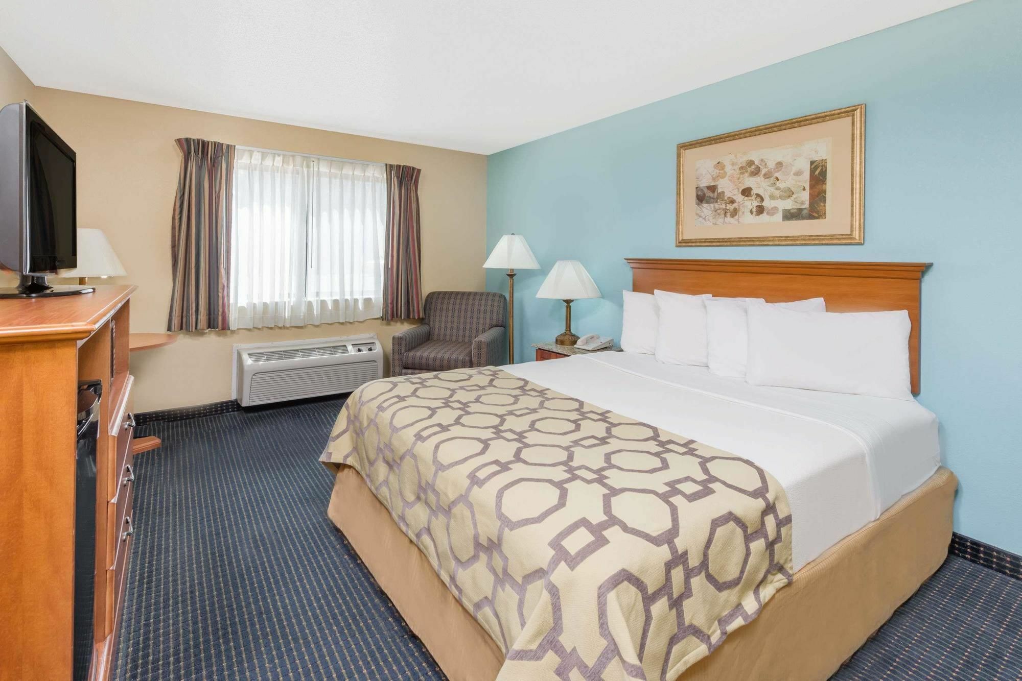 Baymont By Wyndham Warrenton Hotel Kültér fotó